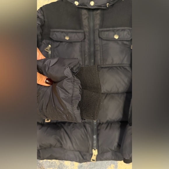 Moncler Men’s Dark Puffer Jacket - Picture 4 of 10